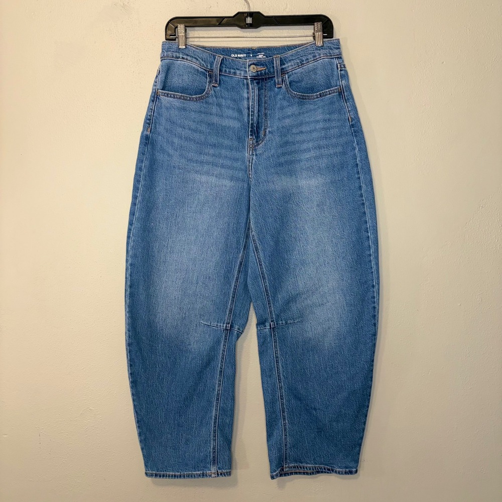 Old Navy High-Rise Wow Barrel Leg Jeans Medium Wash Blue Size 6 Stretch Denim